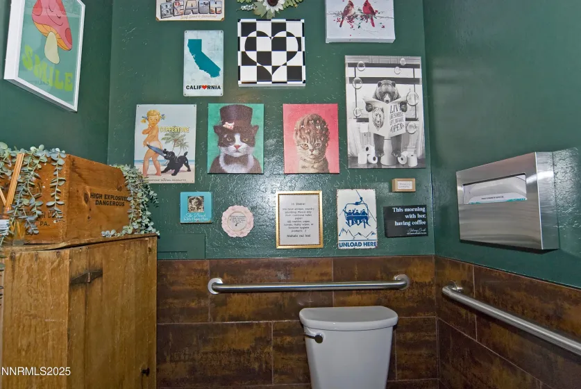 14845 CA-89, Markleeville, California 96120, ,Commercial Sale,Residential,CA-89,250058662