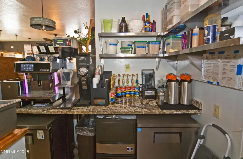 14845 CA-89, Markleeville, California 96120, ,Commercial Sale,Residential,CA-89,250058662