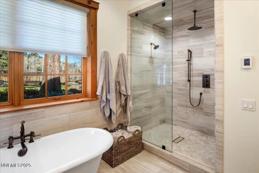 5745 Dijon, Reno, Nevada 89511, 5 Bedrooms Bedrooms, ,6 BathroomsBathrooms,Residential,Residential,Dijon,250058663