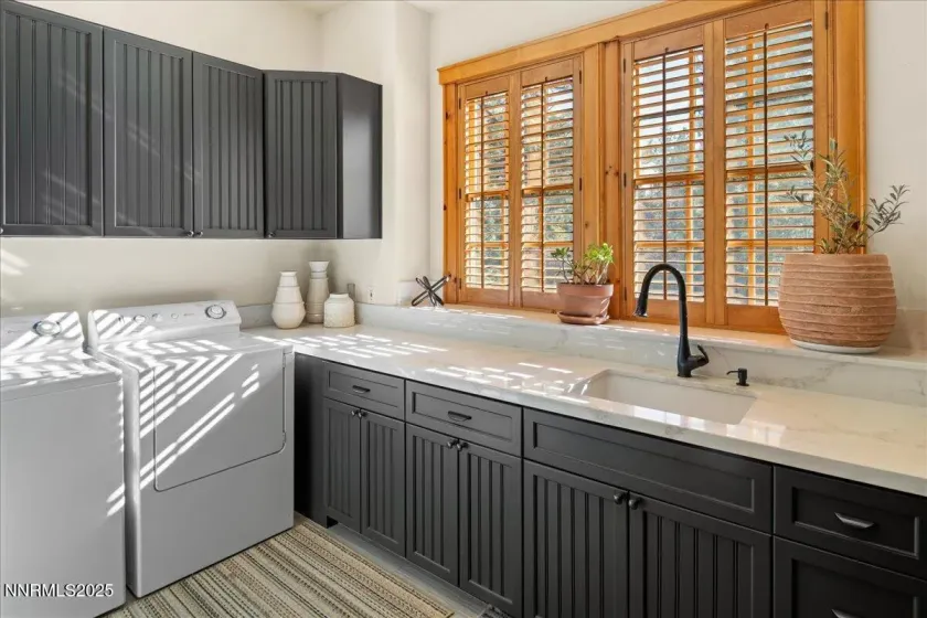 5745 Dijon, Reno, Nevada 89511, 5 Bedrooms Bedrooms, ,6 BathroomsBathrooms,Residential,Residential,Dijon,250058663