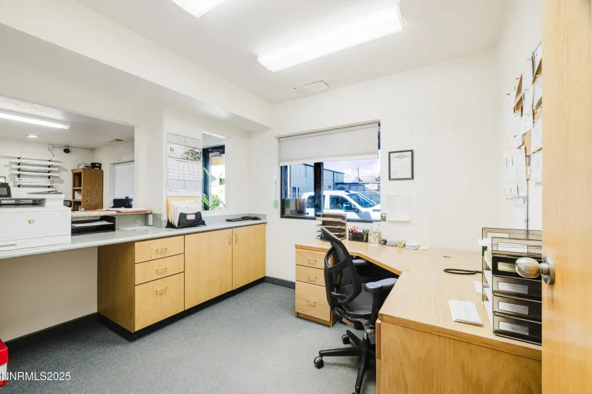 1070 Silver, Elko, Nevada 89801, ,Commercial Lease,Manufactured,Silver,250058667