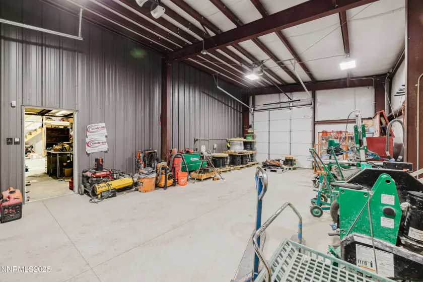 1070 Silver, Elko, Nevada 89801, ,Commercial Lease,Manufactured,Silver,250058667