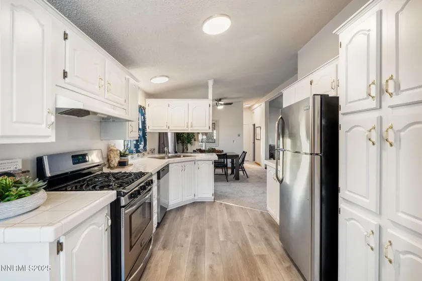 8905 Iroquois, Stagecoach, Nevada 89429, 3 Bedrooms Bedrooms, ,2 BathroomsBathrooms,Residential,Residential,Iroquois,250058666