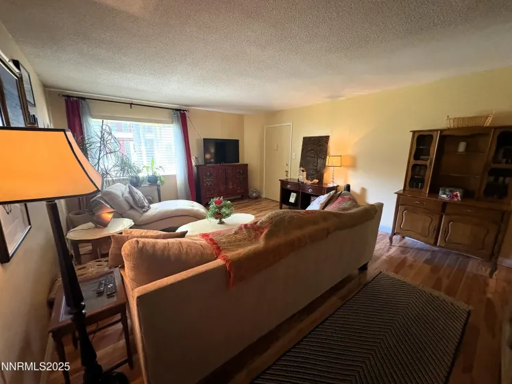 1940 4th, Sparks, Nevada 89431, 2 Bedrooms Bedrooms, ,1 BathroomBathrooms,Residential,Residential,4th,250053612