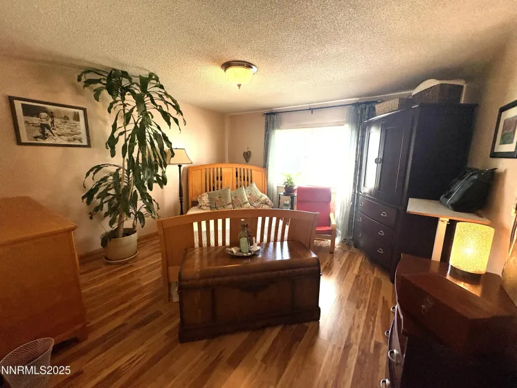 1940 4th, Sparks, Nevada 89431, 2 Bedrooms Bedrooms, ,1 BathroomBathrooms,Residential,Residential,4th,250053612