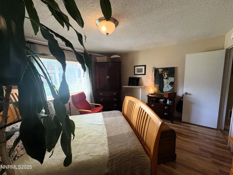 1940 4th, Sparks, Nevada 89431, 2 Bedrooms Bedrooms, ,1 BathroomBathrooms,Residential,Residential,4th,250053612