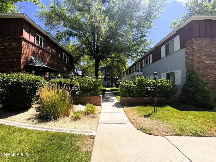 1940 4th, Sparks, Nevada 89431, 2 Bedrooms Bedrooms, ,1 BathroomBathrooms,Residential,Residential,4th,250053612