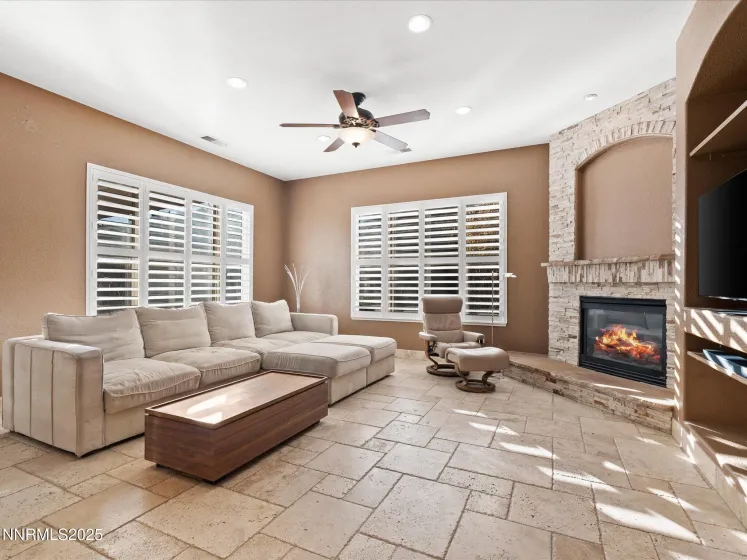 5519 New Mexico, Reno, Nevada 89511, 4 Bedrooms Bedrooms, ,3 BathroomsBathrooms,Residential,Residential,New Mexico,250058669