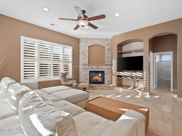 5519 New Mexico, Reno, Nevada 89511, 4 Bedrooms Bedrooms, ,3 BathroomsBathrooms,Residential,Residential,New Mexico,250058669