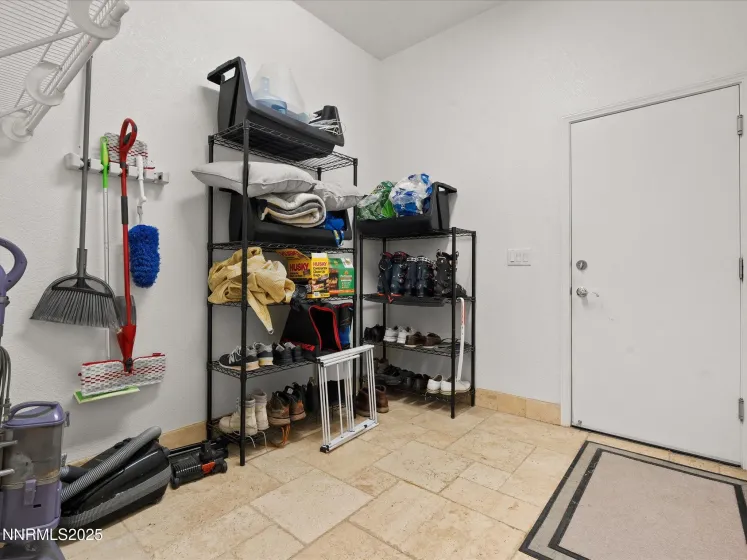 5519 New Mexico, Reno, Nevada 89511, 4 Bedrooms Bedrooms, ,3 BathroomsBathrooms,Residential,Residential,New Mexico,250058669