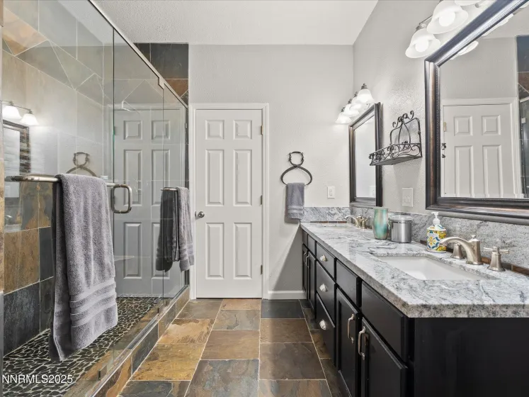 7410 Matterhorn, Reno, Nevada 89506, 5 Bedrooms Bedrooms, ,3 BathroomsBathrooms,Residential,Residential,Matterhorn,250058671