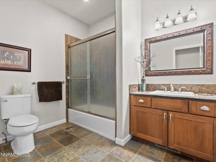 7410 Matterhorn, Reno, Nevada 89506, 5 Bedrooms Bedrooms, ,3 BathroomsBathrooms,Residential,Residential,Matterhorn,250058671