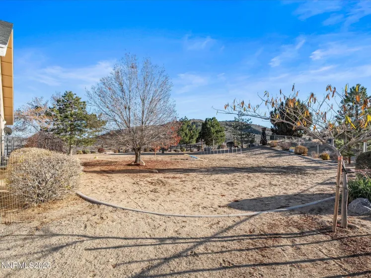 7410 Matterhorn, Reno, Nevada 89506, 5 Bedrooms Bedrooms, ,3 BathroomsBathrooms,Residential,Residential,Matterhorn,250058671