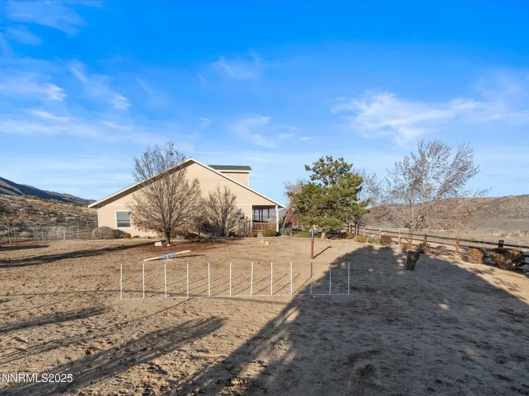 7410 Matterhorn, Reno, Nevada 89506, 5 Bedrooms Bedrooms, ,3 BathroomsBathrooms,Residential,Residential,Matterhorn,250058671