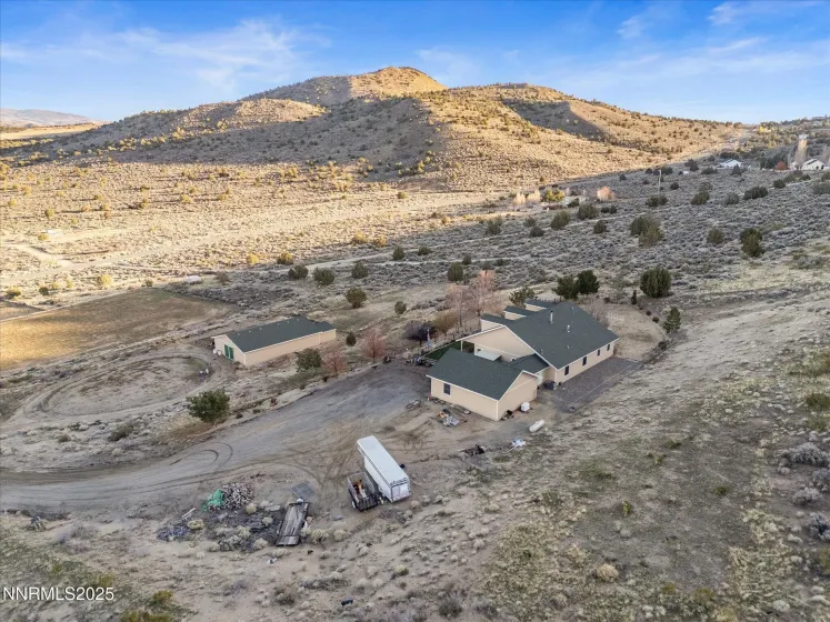 7410 Matterhorn, Reno, Nevada 89506, 5 Bedrooms Bedrooms, ,3 BathroomsBathrooms,Residential,Residential,Matterhorn,250058671