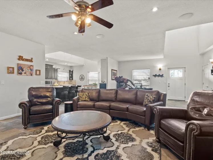 7410 Matterhorn, Reno, Nevada 89506, 5 Bedrooms Bedrooms, ,3 BathroomsBathrooms,Residential,Residential,Matterhorn,250058671