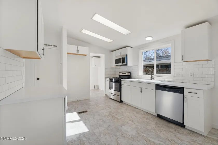 804 Clordi, Moundhouse, Nevada 89706, 3 Bedrooms Bedrooms, ,2 BathroomsBathrooms,Residential,Residential,Clordi,250058670