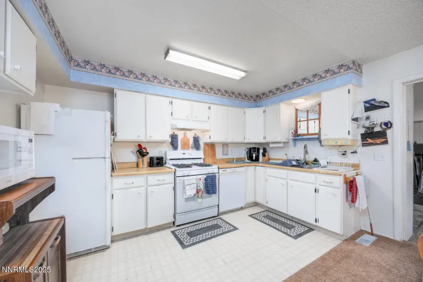 3395 Duane, Fallon, Nevada 89406, 3 Bedrooms Bedrooms, ,2 BathroomsBathrooms,Residential,Residential,Duane,250058673