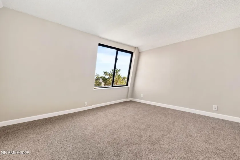 41 Vista Rafael, Reno, Nevada 89503, 1 Bedroom Bedrooms, ,1 BathroomBathrooms,Residential,Residential,Vista Rafael,250058676