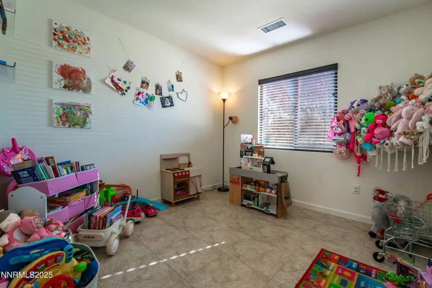 909 Convair, Reno, Nevada 89506, 3 Bedrooms Bedrooms, ,3 BathroomsBathrooms,Residential,Residential,Convair,250058678