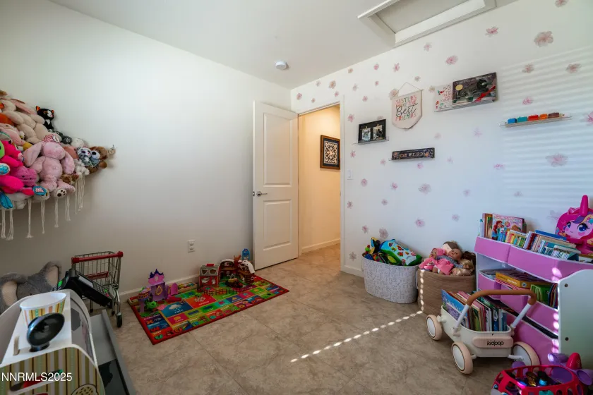 909 Convair, Reno, Nevada 89506, 3 Bedrooms Bedrooms, ,3 BathroomsBathrooms,Residential,Residential,Convair,250058678