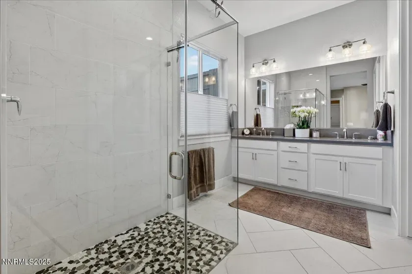 2160 Woodhouse, Reno, Nevada 89521, 2 Bedrooms Bedrooms, ,3 BathroomsBathrooms,Residential,Residential,Woodhouse,250058686