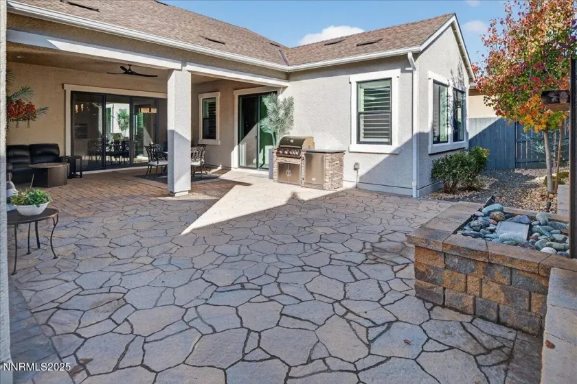 2160 Woodhouse, Reno, Nevada 89521, 2 Bedrooms Bedrooms, ,3 BathroomsBathrooms,Residential,Residential,Woodhouse,250058686