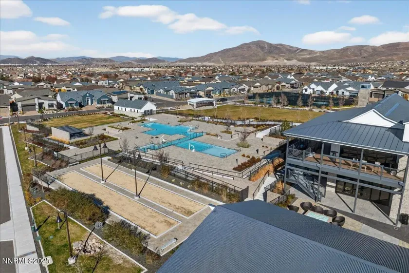 2160 Woodhouse, Reno, Nevada 89521, 2 Bedrooms Bedrooms, ,3 BathroomsBathrooms,Residential,Residential,Woodhouse,250058686