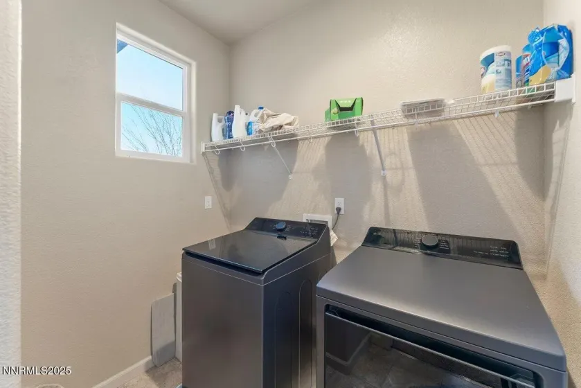 6670 Russian Thistle Drive, Sparks, Nevada 89436, 3 Bedrooms Bedrooms, ,3 BathroomsBathrooms,Residential,Residential,Russian Thistle Drive,250058687