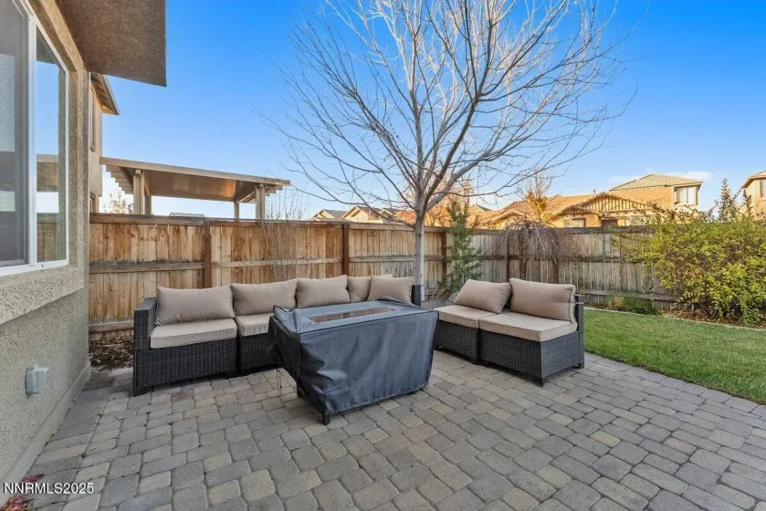 6670 Russian Thistle Drive, Sparks, Nevada 89436, 3 Bedrooms Bedrooms, ,3 BathroomsBathrooms,Residential,Residential,Russian Thistle Drive,250058687