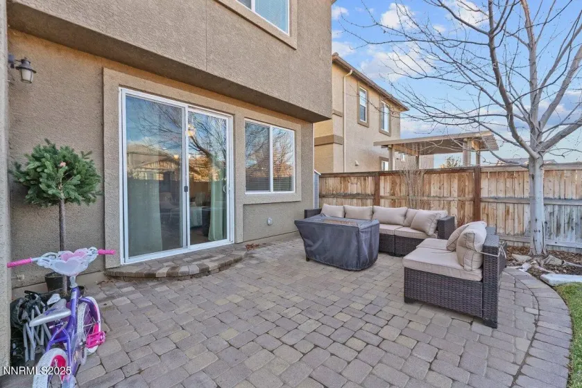 6670 Russian Thistle Drive, Sparks, Nevada 89436, 3 Bedrooms Bedrooms, ,3 BathroomsBathrooms,Residential,Residential,Russian Thistle Drive,250058687