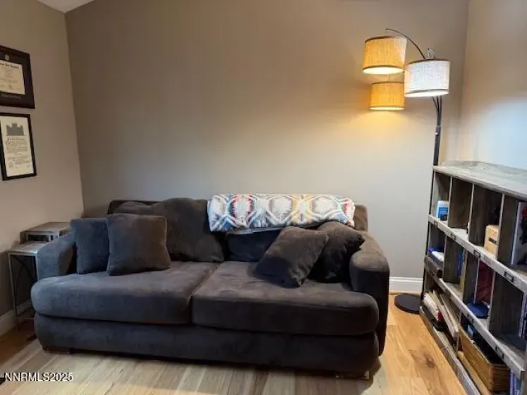 6317 Meadow Creek, Reno, Nevada 89519, 3 Bedrooms Bedrooms, ,2 BathroomsBathrooms,Residential,Residential,Meadow Creek,250058688