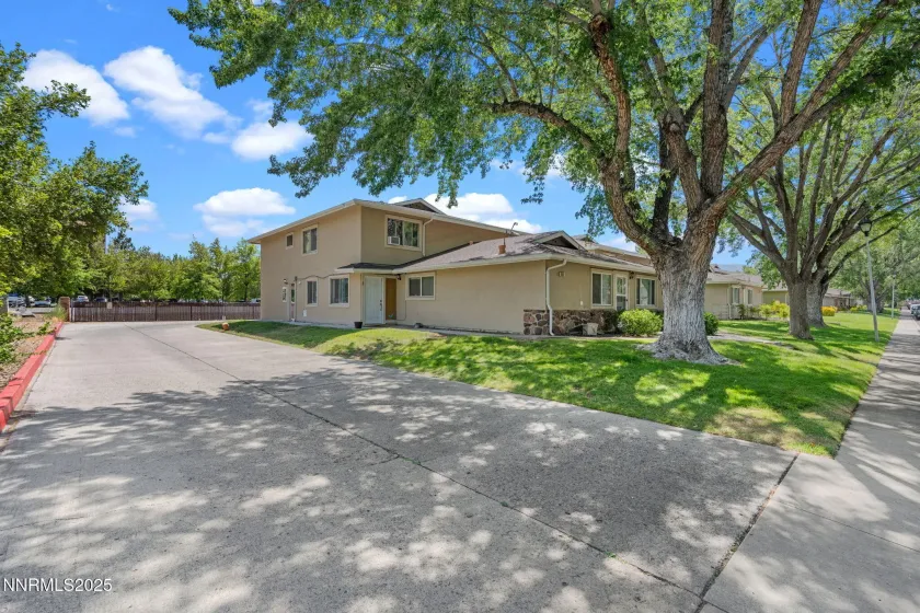 940 Jamaica, Reno, Nevada 89502, 2 Bedrooms Bedrooms, ,1 BathroomBathrooms,Residential,Residential,Jamaica,250058689