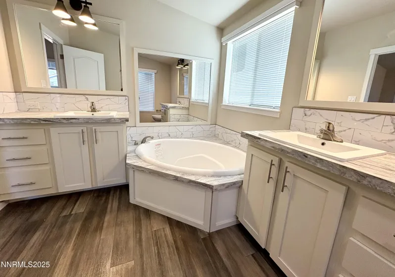 495 Camellia, Lovelock, Nevada 89419, 3 Bedrooms Bedrooms, ,2 BathroomsBathrooms,Residential,Residential,Camellia,250058691