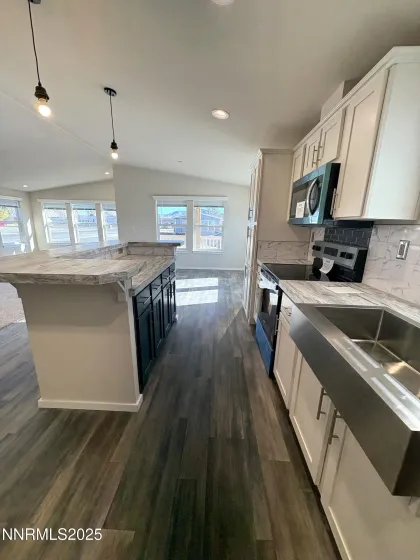 495 Camellia, Lovelock, Nevada 89419, 3 Bedrooms Bedrooms, ,2 BathroomsBathrooms,Residential,Residential,Camellia,250058691