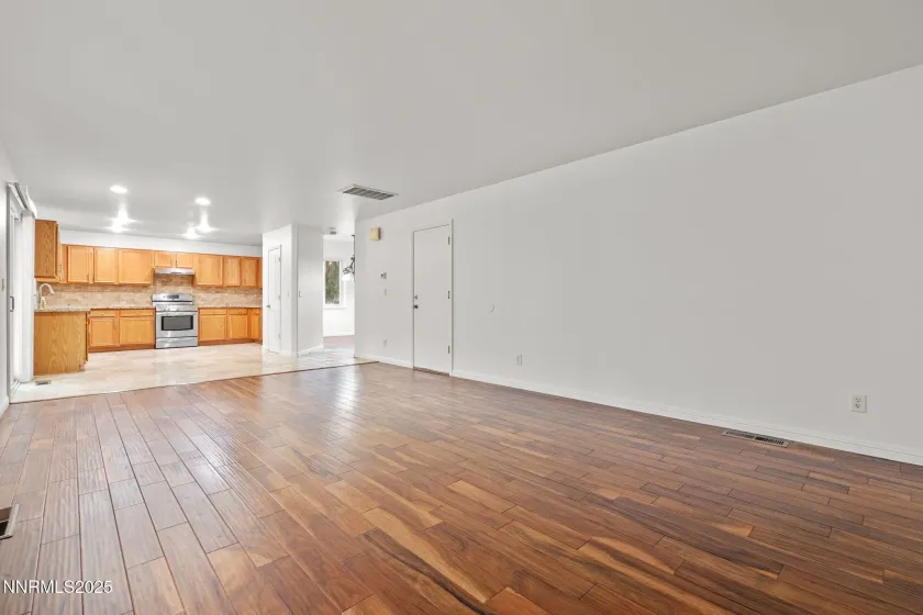 5455 Montego, Reno, Nevada 89523, 4 Bedrooms Bedrooms, ,3 BathroomsBathrooms,Residential,Residential,Montego,250058693