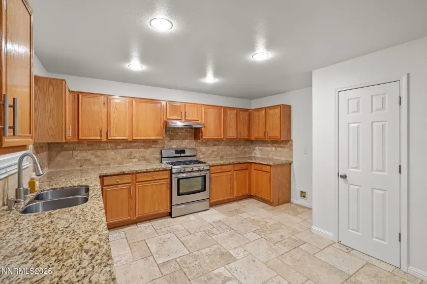 5455 Montego, Reno, Nevada 89523, 4 Bedrooms Bedrooms, ,3 BathroomsBathrooms,Residential,Residential,Montego,250058693