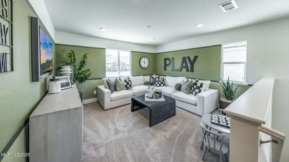 4265 White Feather, Sparks, Nevada 89436, 5 Bedrooms Bedrooms, ,3 BathroomsBathrooms,Residential,Residential,White Feather,250058699