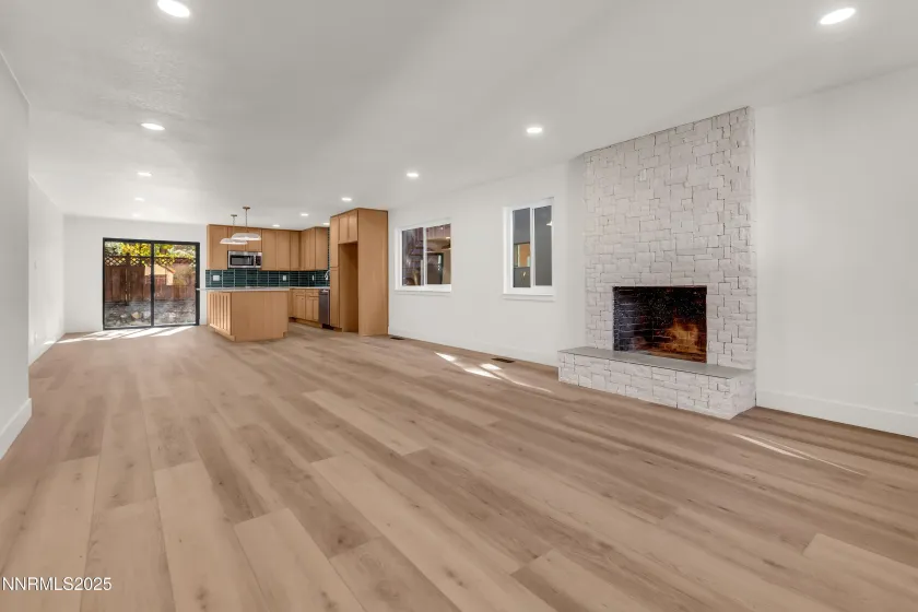 650 John Fremont, Reno, Nevada 89509, 3 Bedrooms Bedrooms, ,2 BathroomsBathrooms,Residential,Residential,John Fremont,250058703