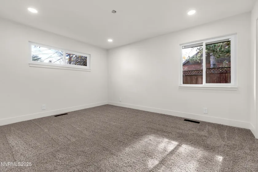 650 John Fremont, Reno, Nevada 89509, 3 Bedrooms Bedrooms, ,2 BathroomsBathrooms,Residential,Residential,John Fremont,250058703