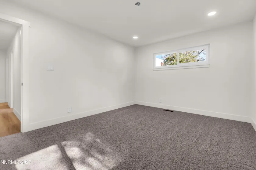 650 John Fremont, Reno, Nevada 89509, 3 Bedrooms Bedrooms, ,2 BathroomsBathrooms,Residential,Residential,John Fremont,250058703