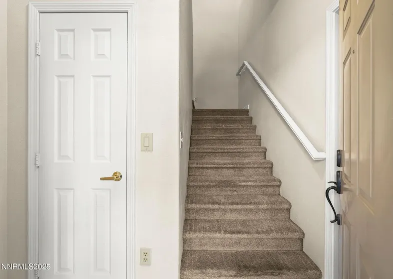 900 Meadows, Reno, Nevada 89521, 2 Bedrooms Bedrooms, ,2 BathroomsBathrooms,Residential,Residential,Meadows,250058705