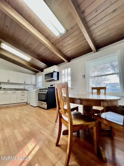 109 M, Sparks, Nevada 89431, 3 Bedrooms Bedrooms, ,1 BathroomBathrooms,Residential,Residential,M,250058721