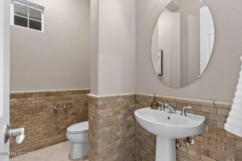 2675 Weymoor, Reno, Nevada 89521, 4 Bedrooms Bedrooms, ,4 BathroomsBathrooms,Residential,Residential,Weymoor,250050079