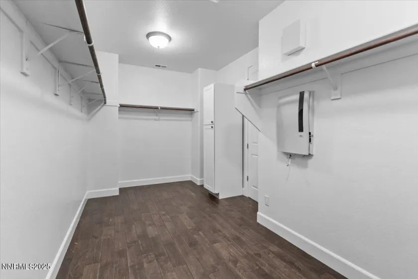 2675 Weymoor, Reno, Nevada 89521, 4 Bedrooms Bedrooms, ,4 BathroomsBathrooms,Residential,Residential,Weymoor,250050079