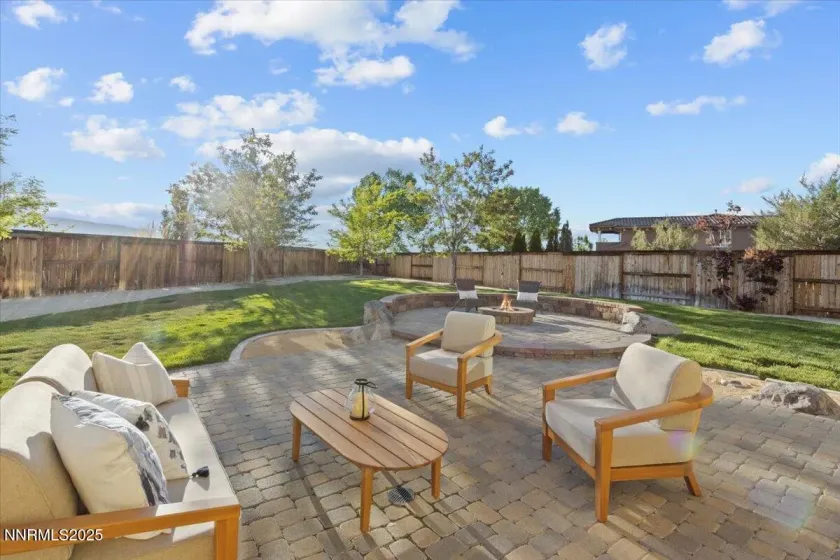 2675 Weymoor, Reno, Nevada 89521, 4 Bedrooms Bedrooms, ,4 BathroomsBathrooms,Residential,Residential,Weymoor,250050079