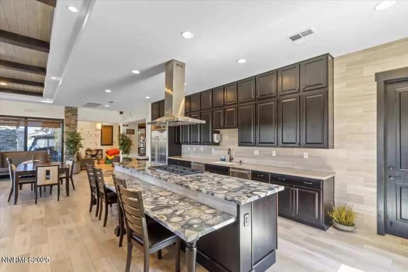 2675 Weymoor, Reno, Nevada 89521, 4 Bedrooms Bedrooms, ,4 BathroomsBathrooms,Residential,Residential,Weymoor,250050079