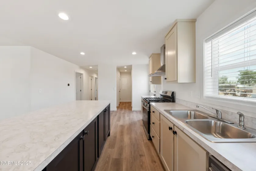 2550 Pueblo, Silver Springs, Nevada 89429, 3 Bedrooms Bedrooms, ,2 BathroomsBathrooms,Residential,Residential,Pueblo,250050729