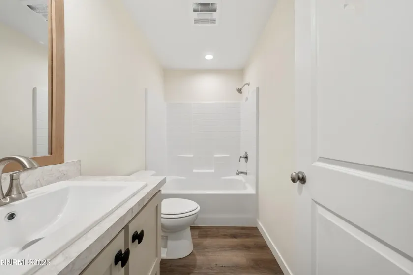 2550 Pueblo, Silver Springs, Nevada 89429, 3 Bedrooms Bedrooms, ,2 BathroomsBathrooms,Residential,Residential,Pueblo,250050729