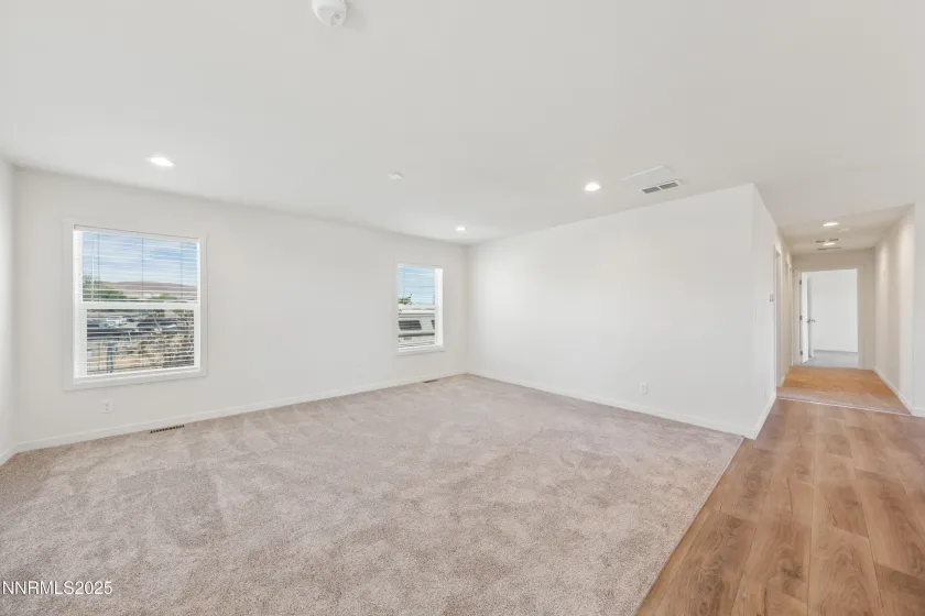 2550 Pueblo, Silver Springs, Nevada 89429, 3 Bedrooms Bedrooms, ,2 BathroomsBathrooms,Residential,Residential,Pueblo,250050729